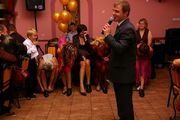 Весілля у Києві! Ведучий,  ді джей,  жива музика